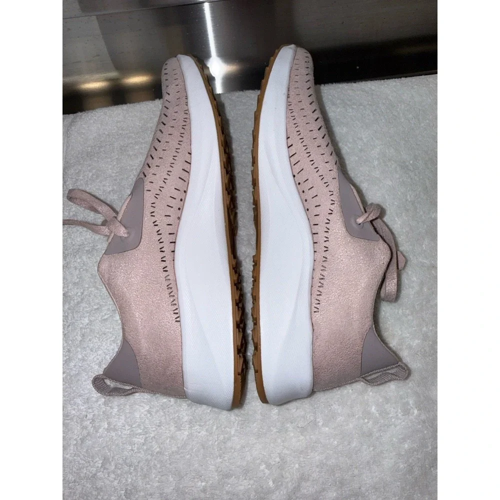 Native Pink Apollo Perforated Sneakers Women's Size 7 EUC - Picture 5 of 9